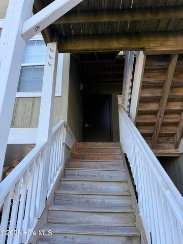 200 Lake Park Boulevard S 8a, Carolina Beach, NC 28428