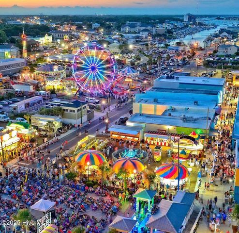 200 Lake Park Boulevard S 8a, Carolina Beach, NC 28428