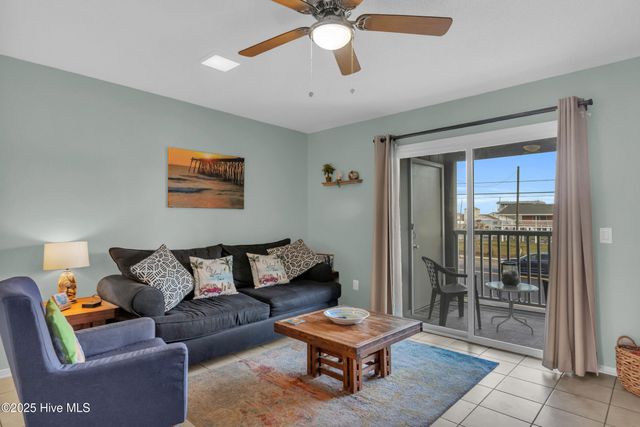 200 Lake Park Boulevard S 8a, Carolina Beach, NC 28428