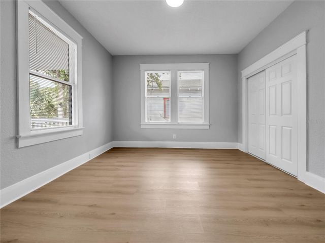 1215 E 26TH AVENUE, Tampa, FL 33605