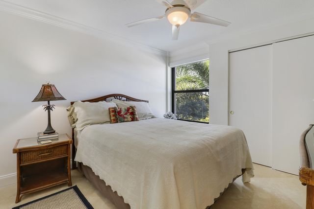 235 Bay Colony Drive N, Juno Beach, FL 33408