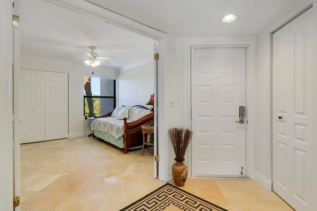 235 Bay Colony Drive N, Juno Beach, FL 33408