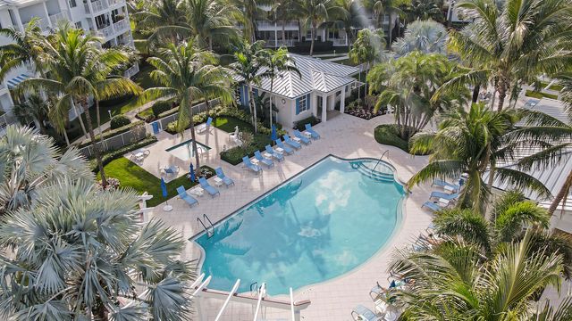 235 Bay Colony Drive N, Juno Beach, FL 33408