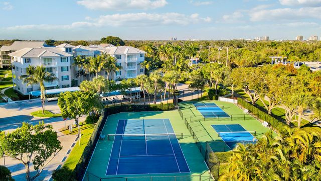 235 Bay Colony Drive N, Juno Beach, FL 33408