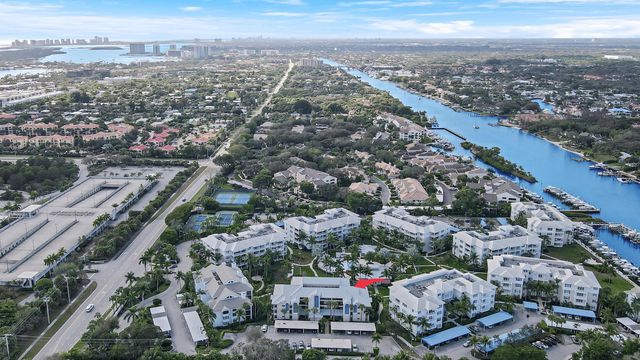 235 Bay Colony Drive N, Juno Beach, FL 33408