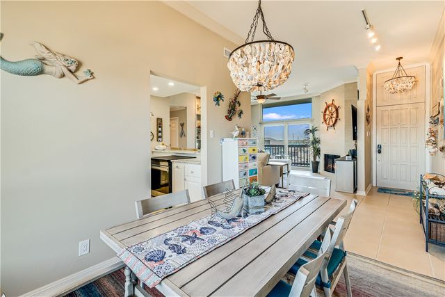 200 West Cotter Ave D-4, Port Aransas, TX 78373