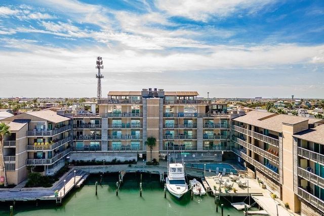 200 West Cotter Ave D-4, Port Aransas, TX 78373