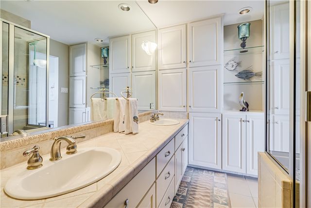 200 West Cotter Ave D-4, Port Aransas, TX 78373