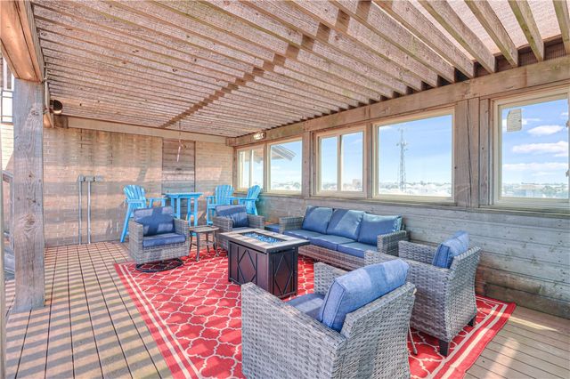 200 West Cotter Ave D-4, Port Aransas, TX 78373