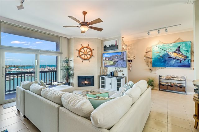 200 West Cotter Ave D-4, Port Aransas, TX 78373