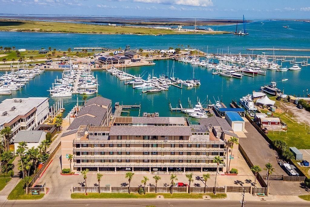 200 West Cotter Ave D-4, Port Aransas, TX 78373