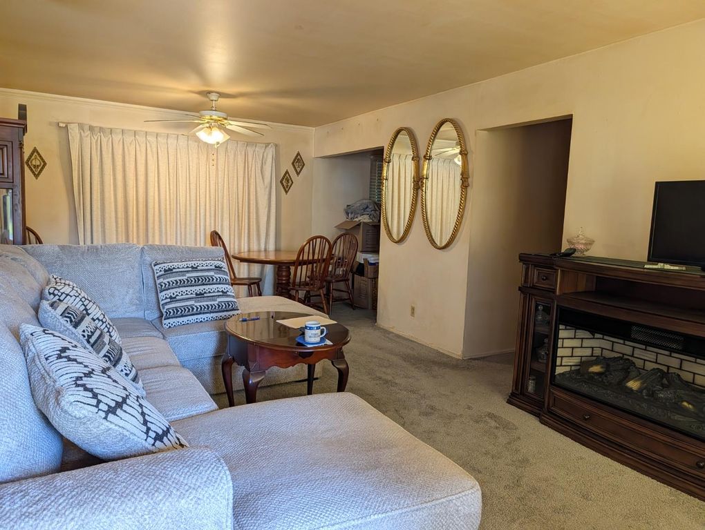 Image 4 of property listing at 4591 N Angus Street, Fresno, CA 93726