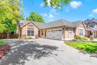 1726 E Pratt St, Meridian, ID 83642