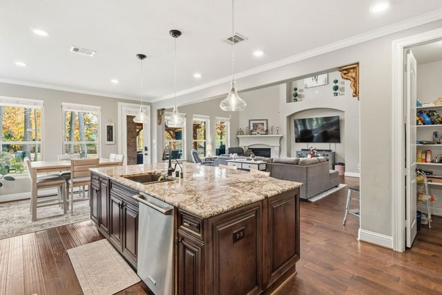 2187 Graystone Hills Drive, Conroe, TX 77304