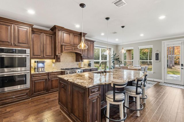 2187 Graystone Hills Drive, Conroe, TX 77304