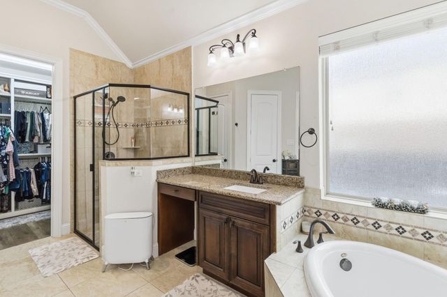 2187 Graystone Hills Drive, Conroe, TX 77304