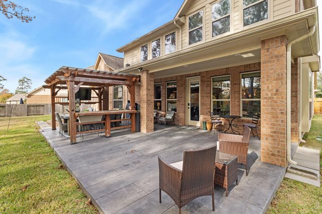 2187 Graystone Hills Drive, Conroe, TX 77304