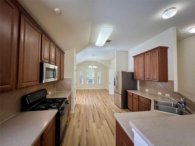 4511 Western Lake RD, Round Rock, TX 78665