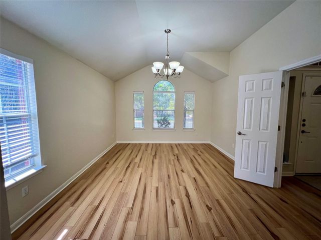 4511 Western Lake RD, Round Rock, TX 78665