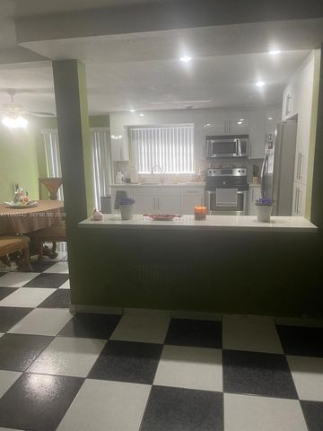 4791 W 3rd Ave, Hialeah, FL 33012