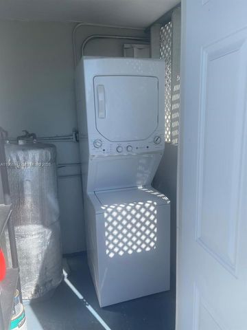 4791 W 3rd Ave, Hialeah, FL 33012