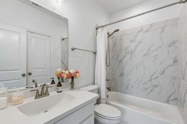 408 Ambrose Street, Fort Worth, TX 76131