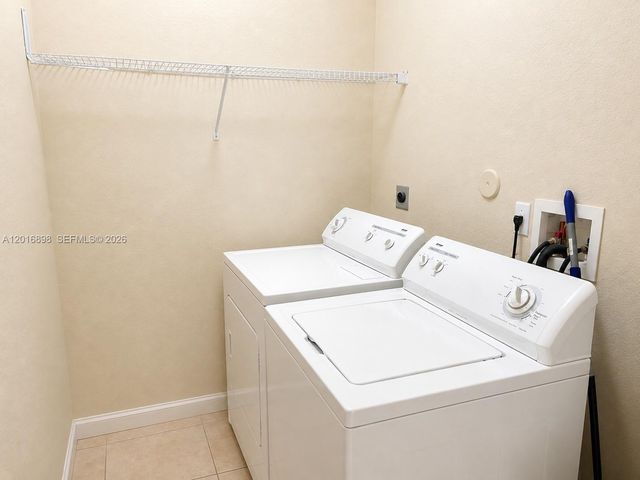 705 SE 13th Ter ., Homestead, FL 33033