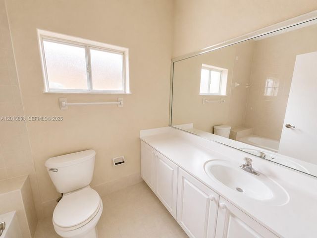 705 SE 13th Ter ., Homestead, FL 33033