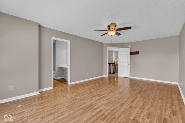 6127 Maple Branch Place, Indianapolis, IN 46221