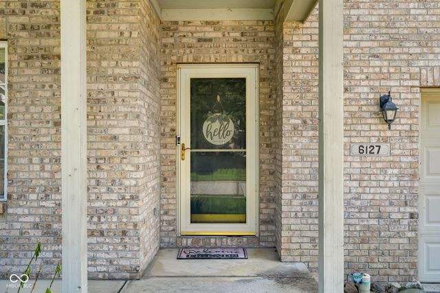 6127 Maple Branch Place, Indianapolis, IN 46221
