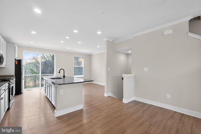 4219 LAPLATA AVE, Baltimore, MD 21211