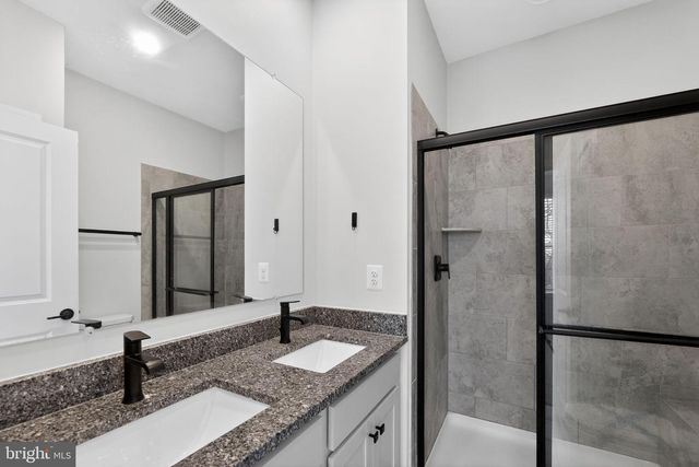 4219 LAPLATA AVE, Baltimore, MD 21211