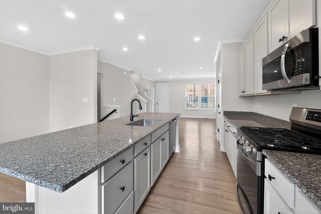 4219 LAPLATA AVE, Baltimore, MD 21211