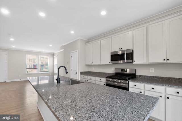 4219 LAPLATA AVE, Baltimore, MD 21211