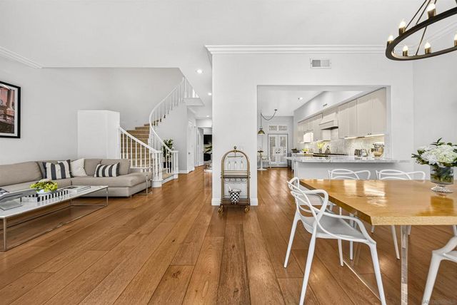 9753 Keeneland Row, La Jolla, CA 92037