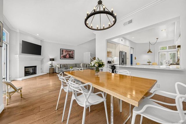 9753 Keeneland Row, La Jolla, CA 92037