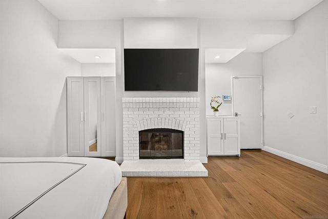 9753 Keeneland Row, La Jolla, CA 92037