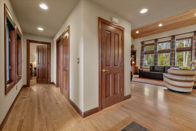 58108 Tournament Lane 4, Sunriver, OR 97707