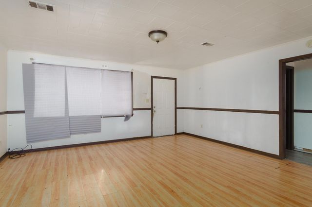 907 W Hinton Ave., Lumberton, MS 39455