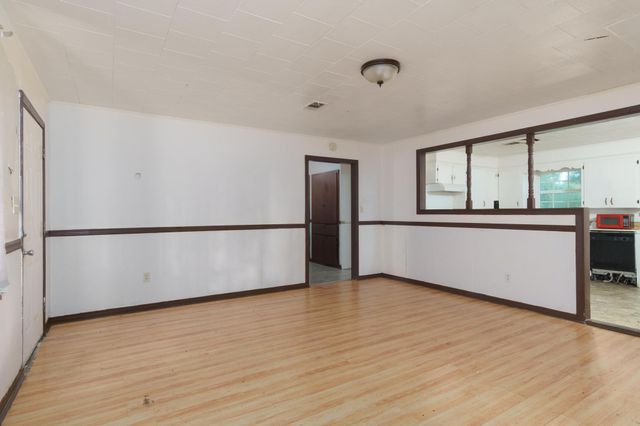 907 W Hinton Ave., Lumberton, MS 39455
