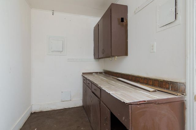 907 W Hinton Ave., Lumberton, MS 39455