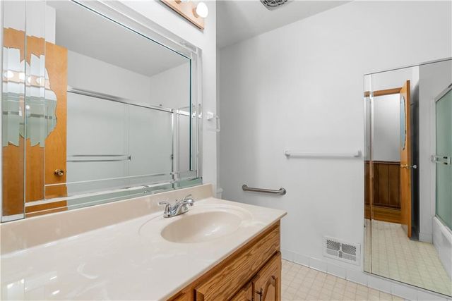 17205 E 28th Terrace S, Independence, MO 64057