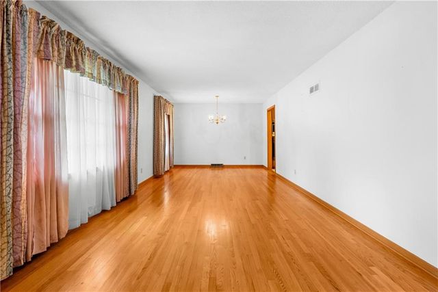 17205 E 28th Terrace S, Independence, MO 64057