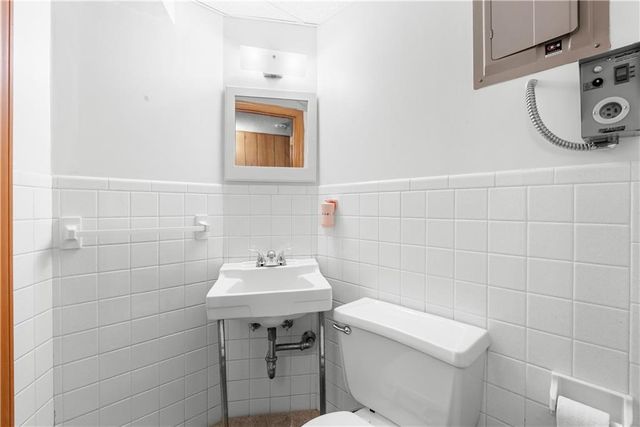 17205 E 28th Terrace S, Independence, MO 64057