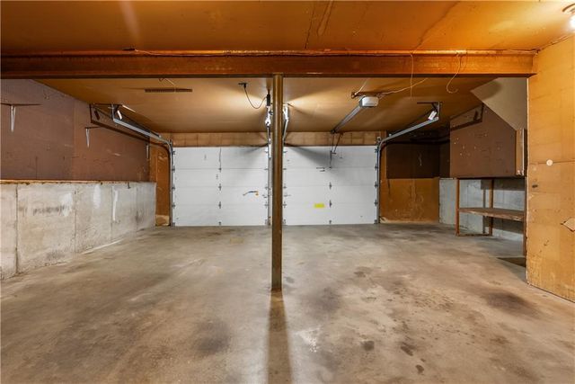17205 E 28th Terrace S, Independence, MO 64057
