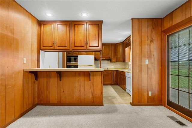 17205 E 28th Terrace S, Independence, MO 64057