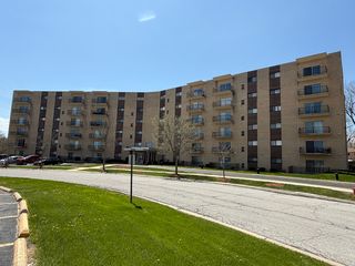 18400 Cherry Creek Drive 409, Homewood, IL 60430