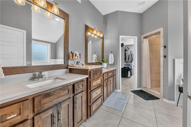 4316 NE 88 Street, Kansas City, MO 64156