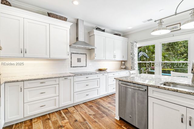 3 Claire Dr, Hilton Head Island, SC 29928