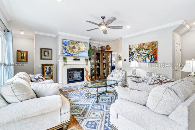 3 Claire Dr, Hilton Head Island, SC 29928